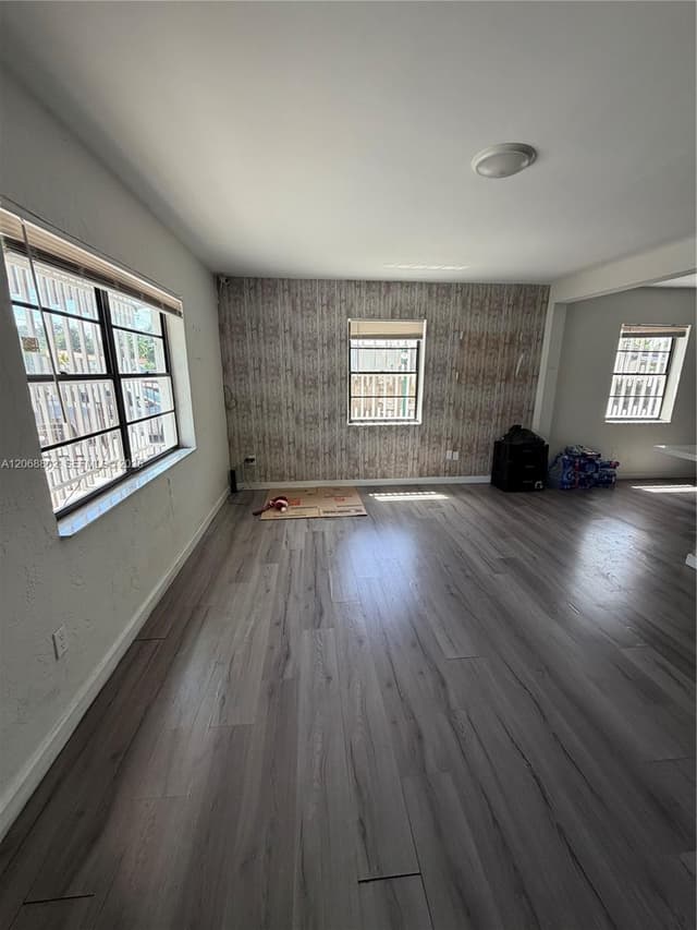 3311 NW 16th Ter, Miami FL 33125 - Miami, FL - Photo 5