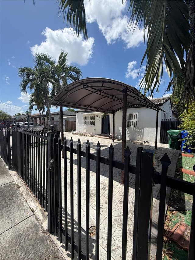 3311 NW 16th Ter, Miami FL 33125 - Miami, FL - Photo 4