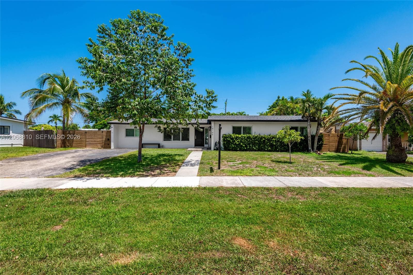 18145 SW 95th Ct, Palmetto Bay FL 33157