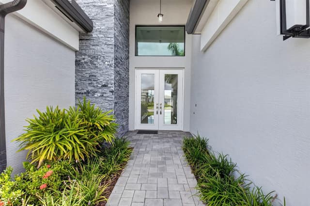 11348 Cherry Canyon Court, Boynton Beach FL 33473 - Boynton Beach, FL - Photo 4