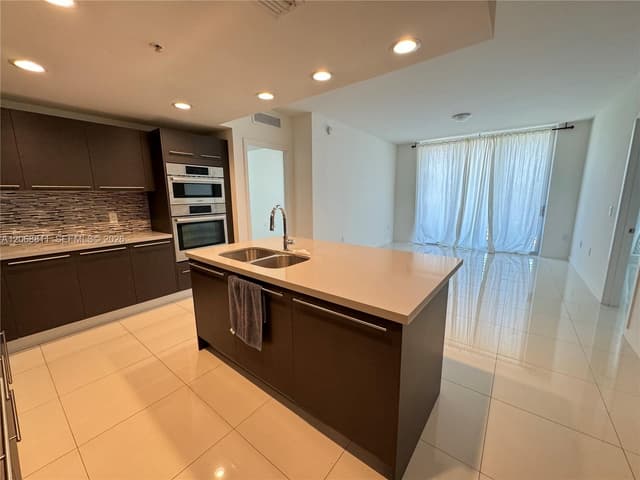 7661 NW 107th Ave # 308, Doral FL 33178 - Doral, FL - Photo 4