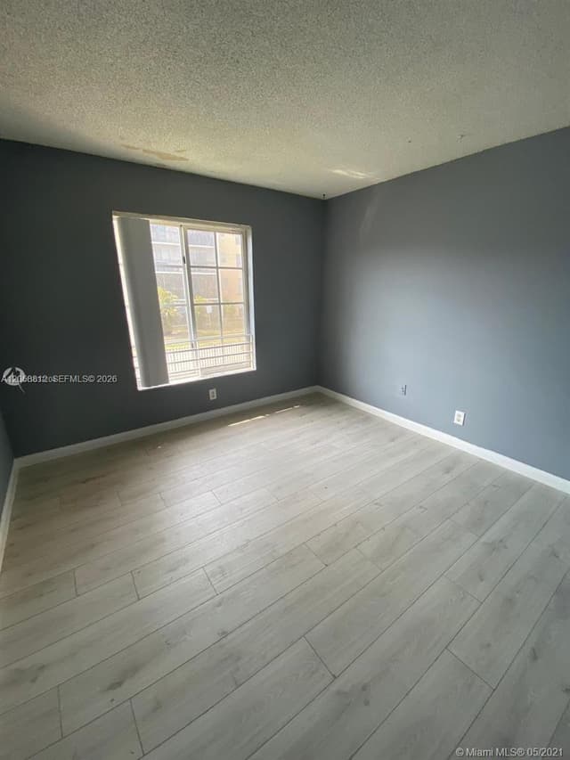 5241 Geneva Way # 203, Doral FL 33166 - Doral, FL - Photo 2