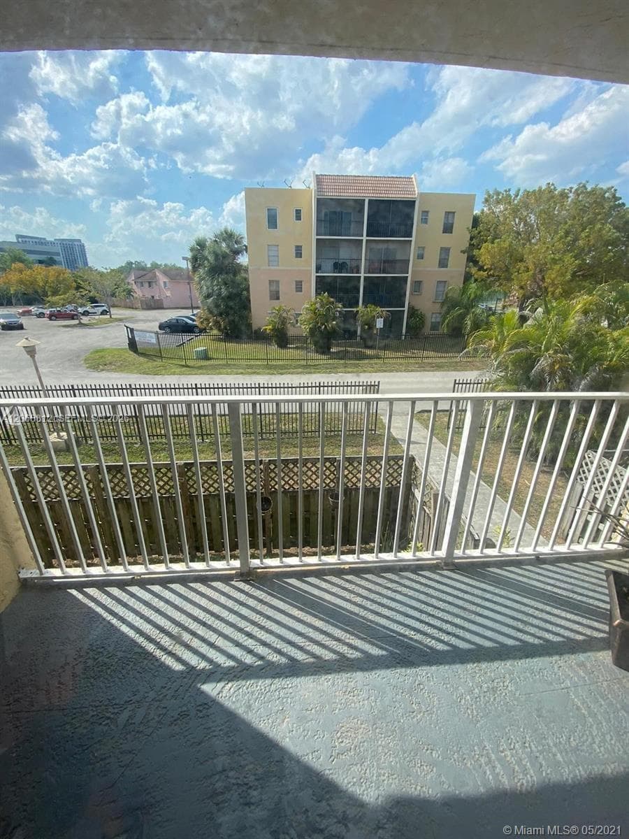 5241 Geneva Way # 203, Doral FL 33166 - Doral, FL - Photo 1