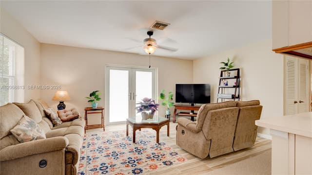 3344 Plaza Pl, Lake Worth FL 33462 - Lake Worth, FL - Photo 3