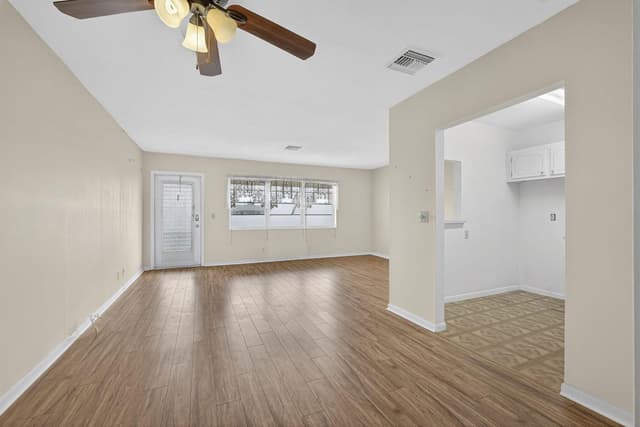 159 EASTHAMPTON G, West Palm Beach FL 33417 - West Palm Beach, FL - Photo 4