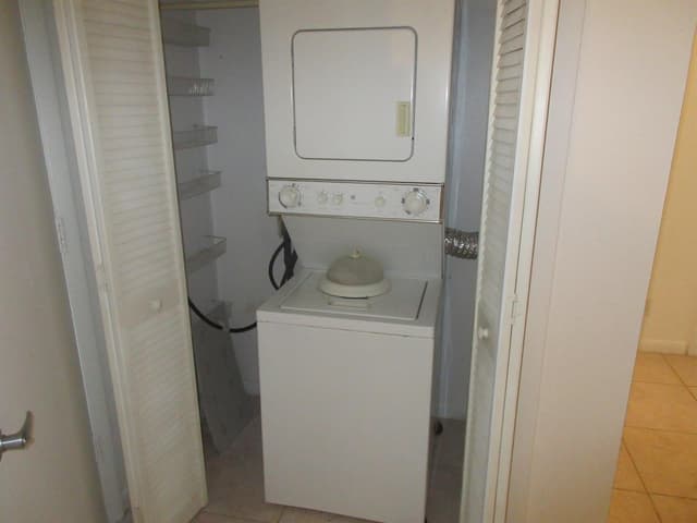 1115 LAKE Terrace # 107, Boynton Beach FL 33426 - Boynton Beach, FL - Photo 7