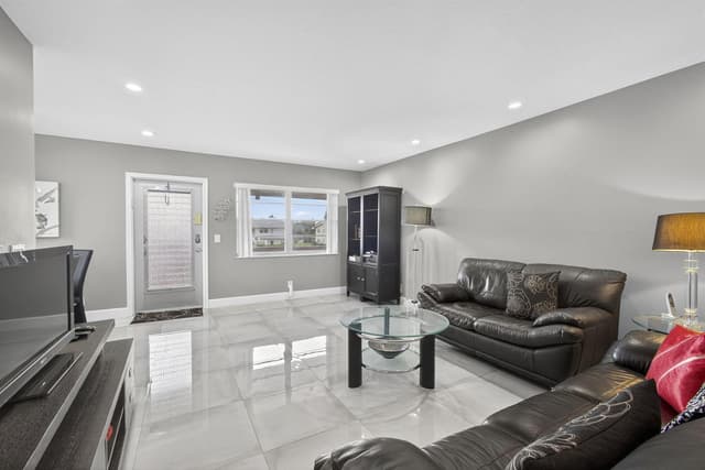 160 EASTHAMPTON G, West Palm Beach FL 33417 - West Palm Beach, FL - Photo 3