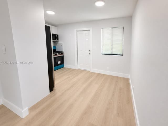 4804 Garden Ave, West Palm Beach FL 33405 - West Palm Beach, FL - Photo 3