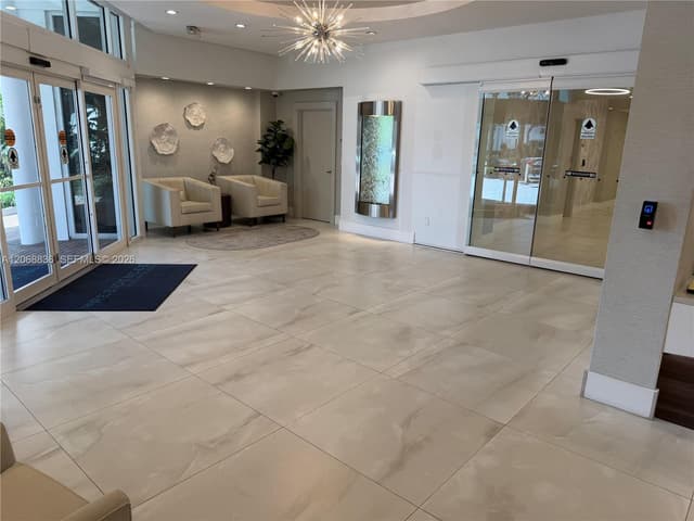 3001 S Ocean Dr # 421, Hollywood FL 33019 - Hollywood, FL - Photo 3