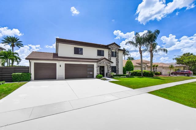 3725 CYPRESS LAKE Drive, Lake Worth FL 33467 - Lake Worth, FL - Photo 2
