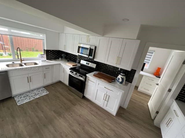 6220 NW 19th St, Sunrise FL 33313 - Sunrise, FL - Photo 4