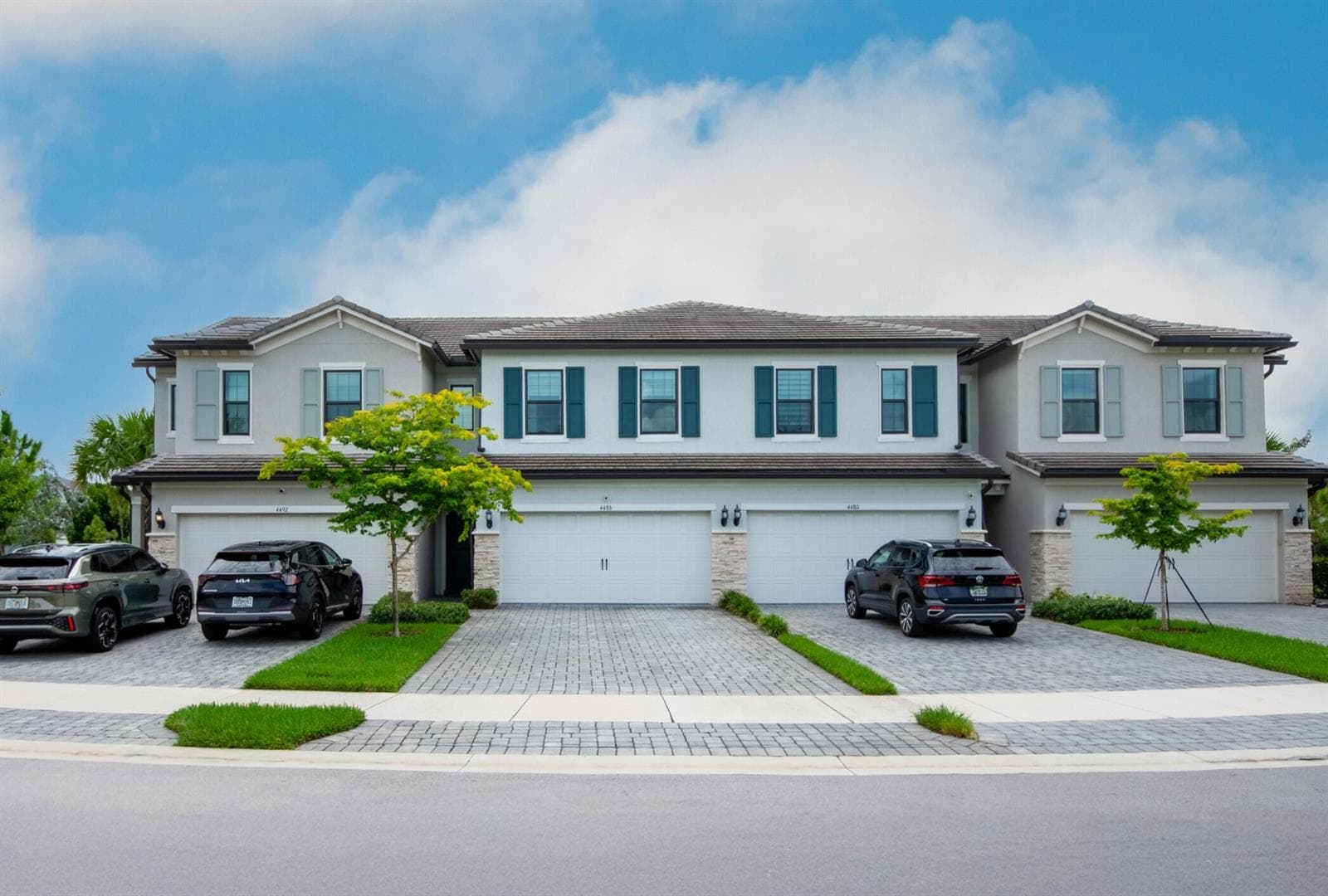 4486 Appleton Circle W, Oakland Park FL 33309 - Oakland Park, FL - Photo 1