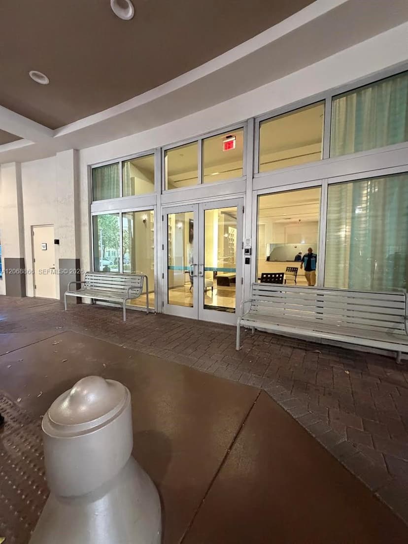 9055 SW 73rd Ct # 2109, Miami FL 33156