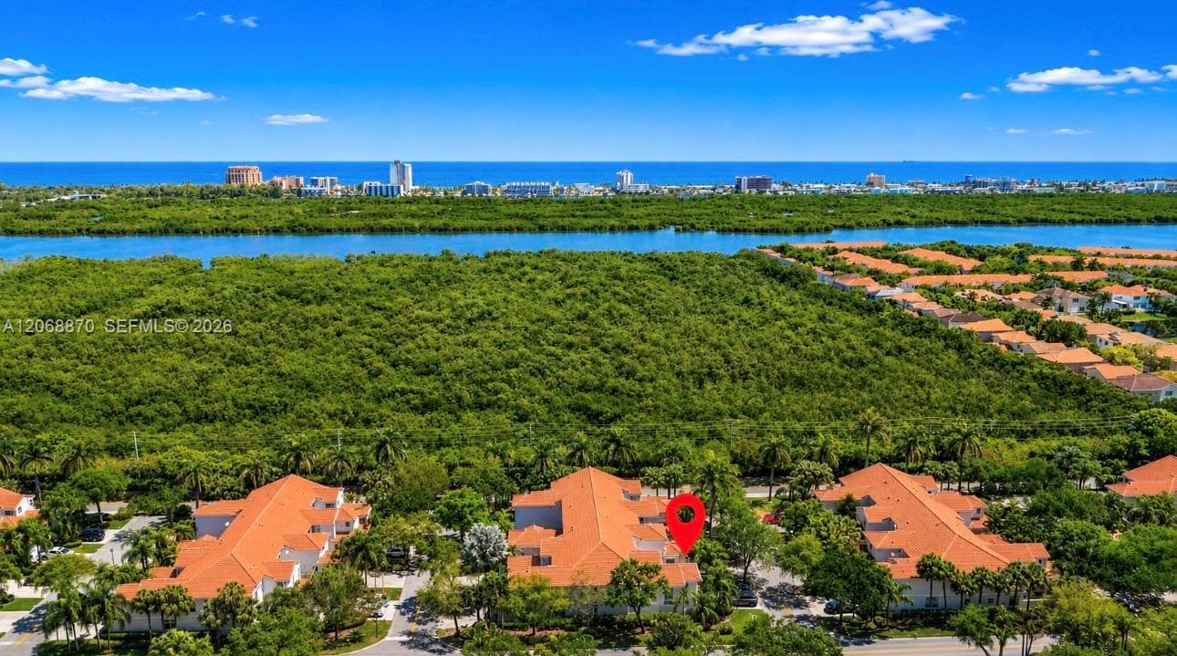1135 Cherrypalm Ln, Hollywood FL 33019 - Hollywood, FL - Photo 1