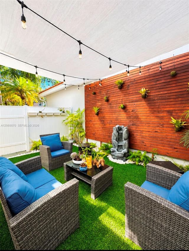 1135 Cherrypalm Ln, Hollywood FL 33019 - Hollywood, FL - Photo 5