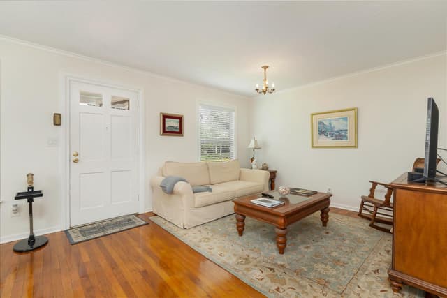 816 Avon Road, West Palm Beach FL 33401 - West Palm Beach, FL - Photo 3