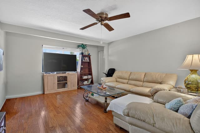 2750 NE 9TH Terrace, Pompano Beach FL 33064 - Pompano Beach, FL - Photo 5