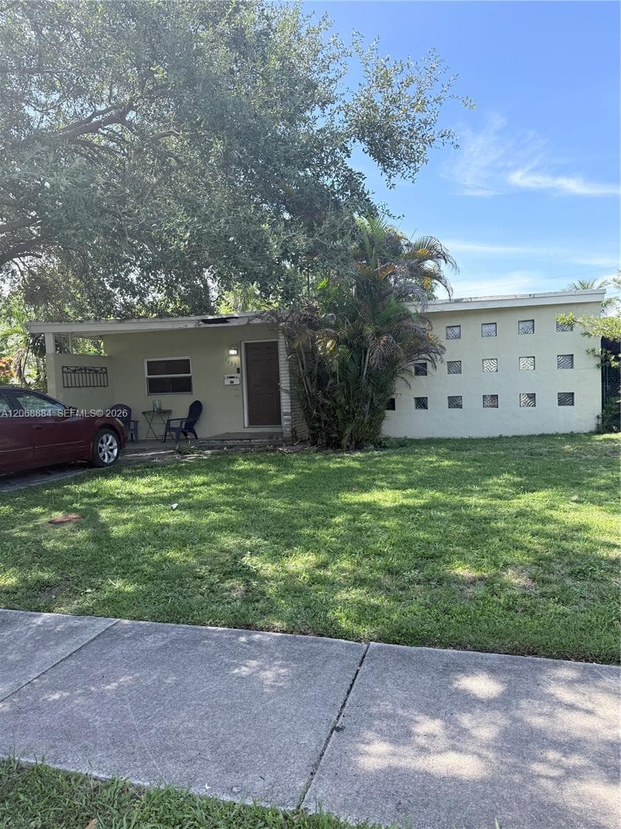1435 NE 139th St, North Miami FL 33161 - North Miami, FL - Photo 1