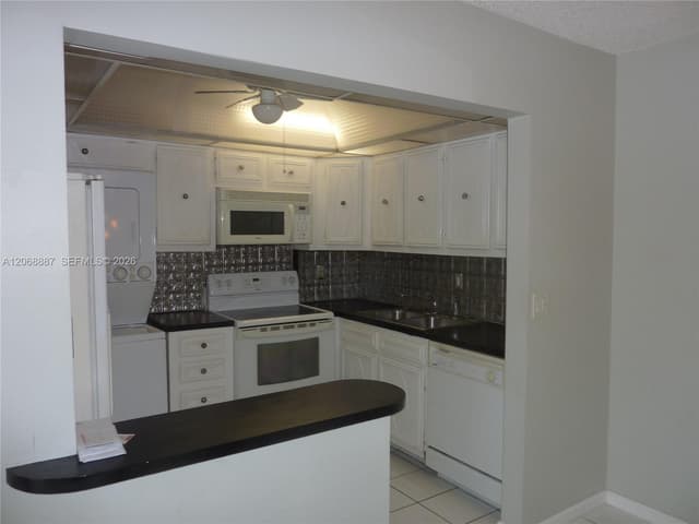 180 Cypress Club Dr # 811, Pompano Beach FL 33060 - Pompano Beach, FL - Photo 7