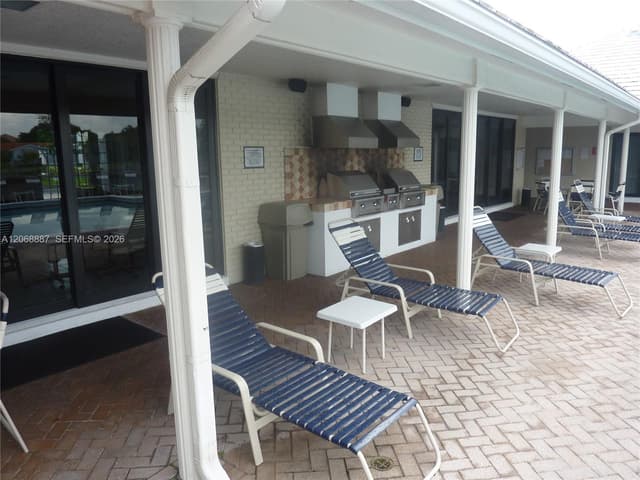 180 Cypress Club Dr # 811, Pompano Beach FL 33060 - Pompano Beach, FL - Photo 5