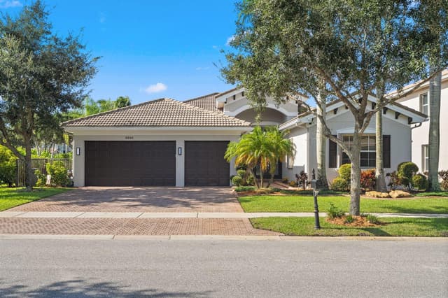 8844 STARHAVEN Cove, Boynton Beach FL 33473 - Boynton Beach, FL - Photo 2