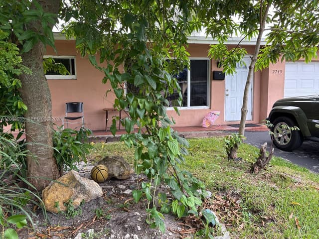 2745 NW 69th Ave, Sunrise FL 33313 - Sunrise, FL - Photo 4