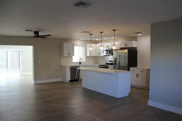 2104 NE 1ST Court, Boynton Beach FL 33435 - Boynton Beach, FL - Photo 3