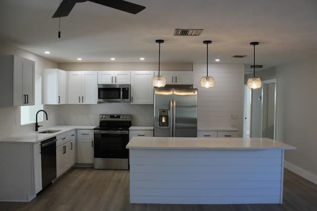 2104 NE 1ST Court, Boynton Beach FL 33435 - Boynton Beach, FL - Photo 5