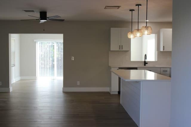 2104 NE 1ST Court, Boynton Beach FL 33435 - Boynton Beach, FL - Photo 4