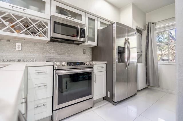 2517 SW 83rd Ter # 105, Miramar FL 33025 - Miramar, FL - Photo 6