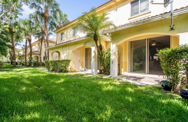 2517 SW 83rd Ter # 105, Miramar FL 33025 - Miramar, FL - Photo 4