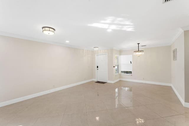 6384 Adriatic Way, West Palm Beach FL 33413 - West Palm Beach, FL - Photo 7