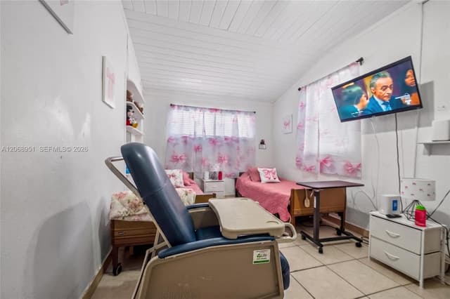 7151 SW 42nd St, Miami FL 33155 - Miami, FL - Photo 5