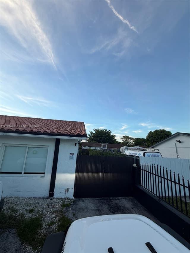 15171 SW 70th St, Miami FL 33193 - Miami, FL - Photo 3