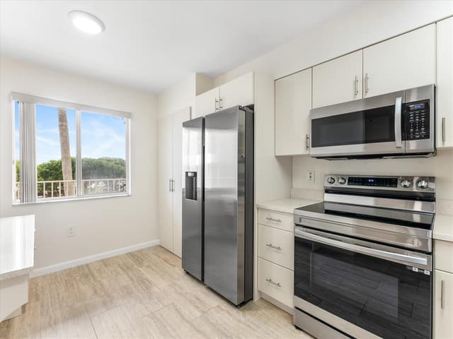 14111 Royal Vista Drive # 405, Delray Beach FL 33484 - Delray Beach, FL - Photo 6