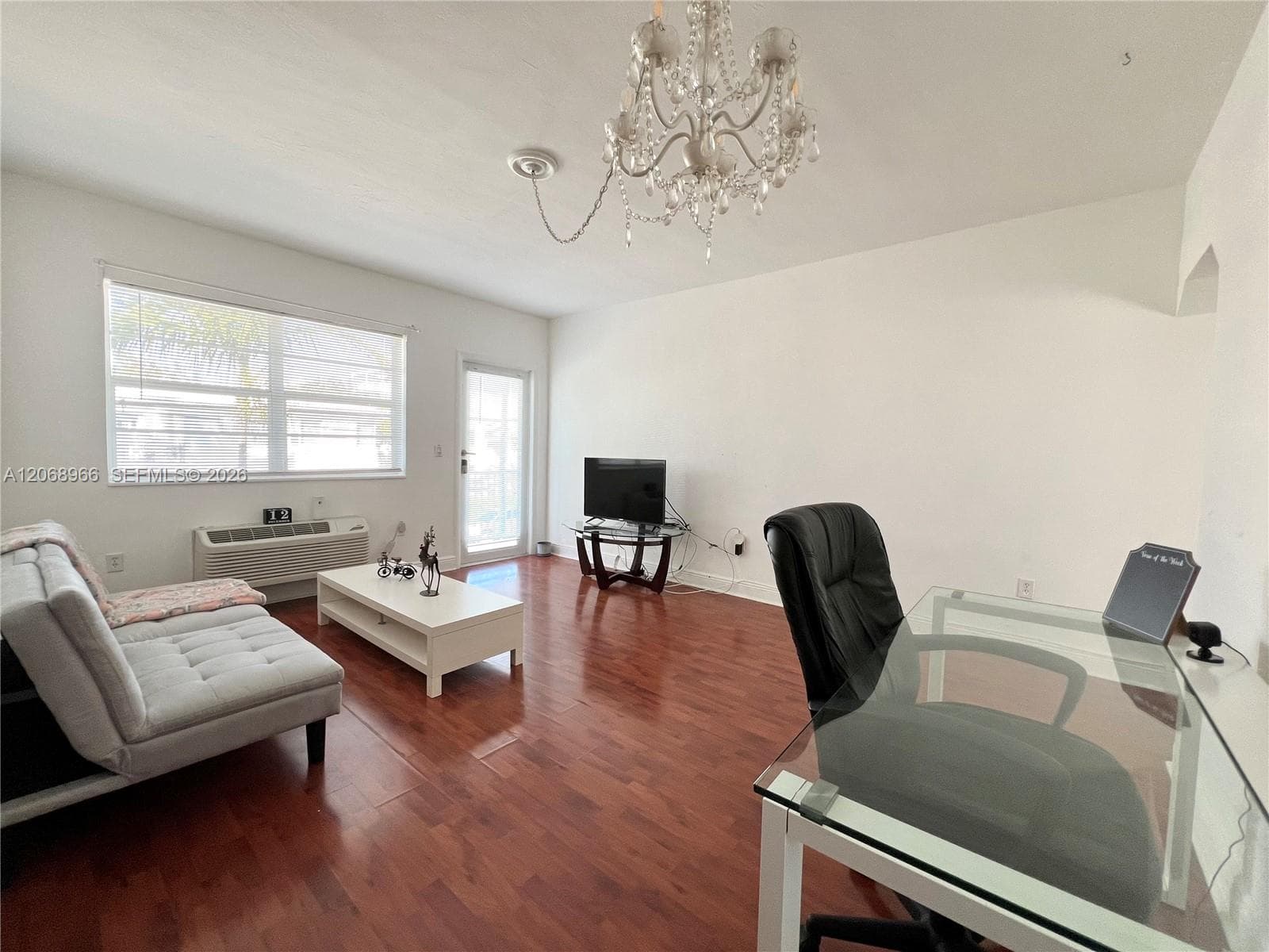 450 77th St # 6, Miami Beach FL 33141 - Miami Beach, FL - Photo 1