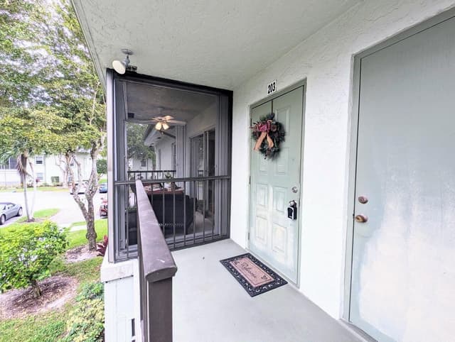 7515 S Oriole Boulevard # 203, Delray Beach FL 33446 - Delray Beach, FL - Photo 3