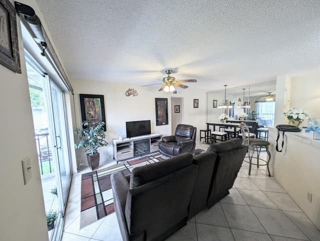 7515 S Oriole Boulevard # 203, Delray Beach FL 33446 - Delray Beach, FL - Photo 5