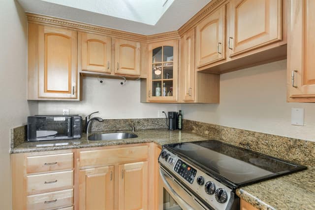 924 SE 2ND Street # 25, Fort Lauderdale FL 33301 - Fort Lauderdale, FL - Photo 4