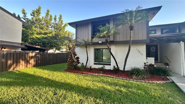 12817 SW 67th Ter, Miami FL 33183 - Miami, FL - Photo 2