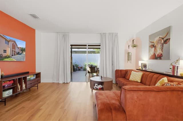 2359 W 74th Street # 102, Hialeah FL 33016 - Hialeah, FL - Photo 2