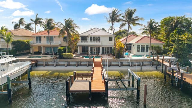 712 Sandy Point Lane, North Palm Beach FL 33410 - North Palm Beach, FL - Photo 2