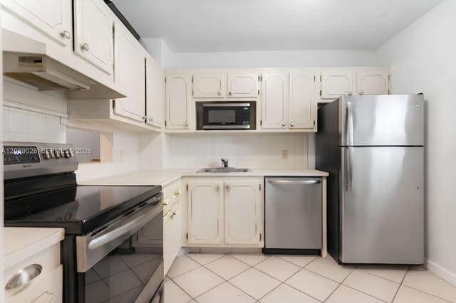 201 Berkley Rd # 309, Hollywood FL 33024 - Hollywood, FL - Photo 7