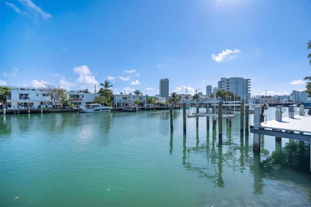 7207 Bay Dr # 11, Miami Beach FL 33141 - Miami Beach, FL - Photo 3