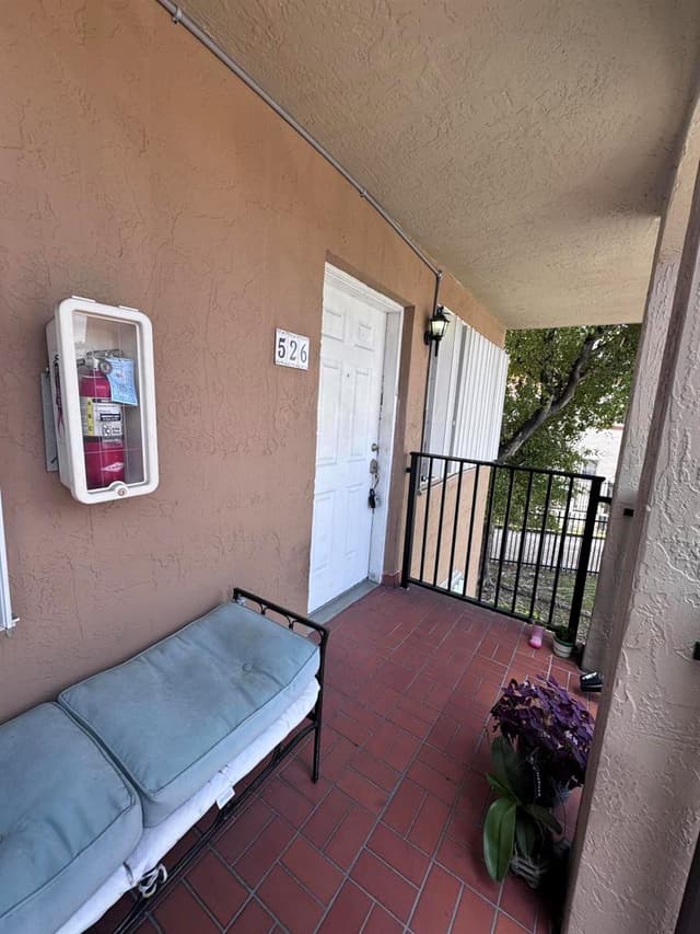 551 NW 82ND Avenue # 526, Miami FL 33126 - Miami, FL - Photo 2