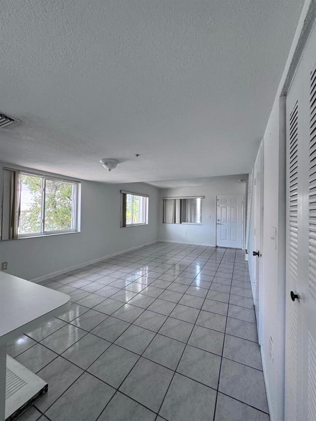 551 NW 82ND Avenue # 526, Miami FL 33126 - Miami, FL - Photo 5