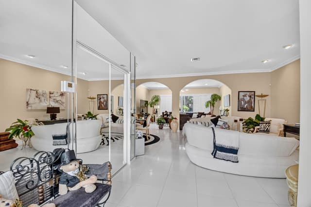 3952 Summer Chase Court, Lake Worth FL 33467 - Lake Worth, FL - Photo 6