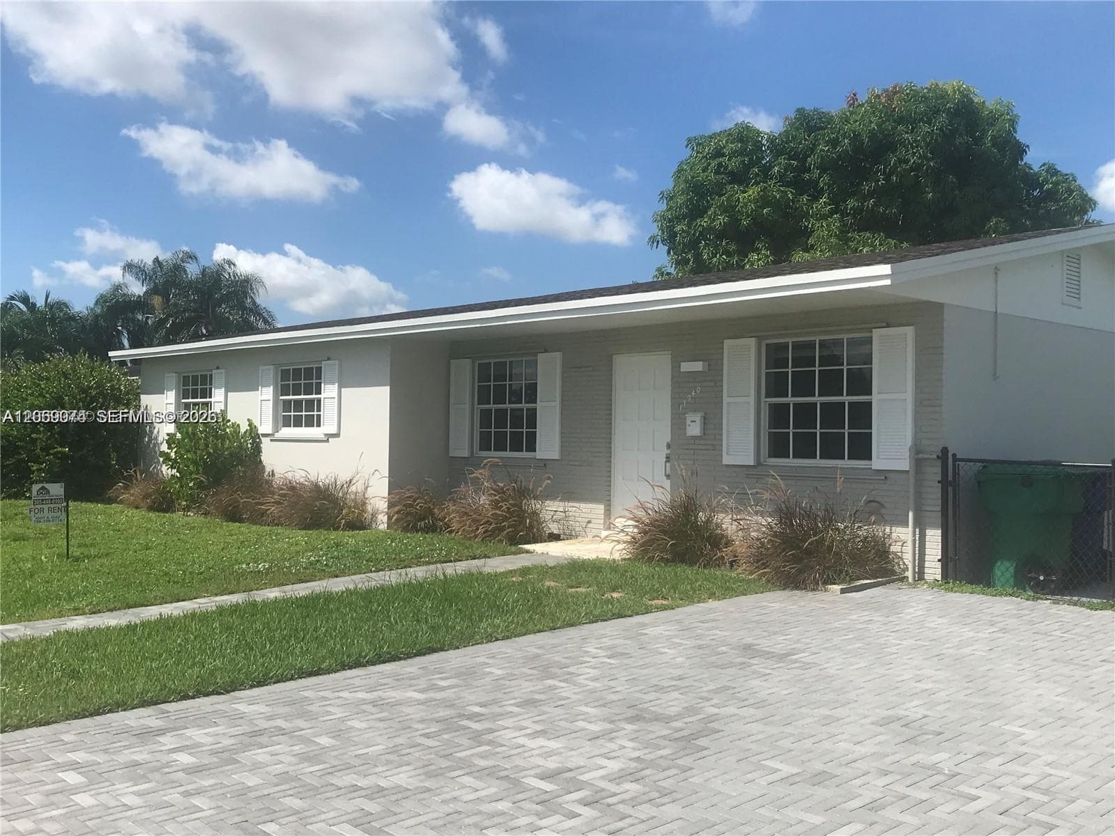 17940 NW 85th Ave, Hialeah FL 33015 - Hialeah, FL - Photo 1