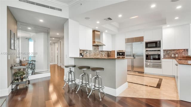 10295 Collins Ave # 402, Bal Harbour FL 33154 - Bal Harbour, FL - Photo 5