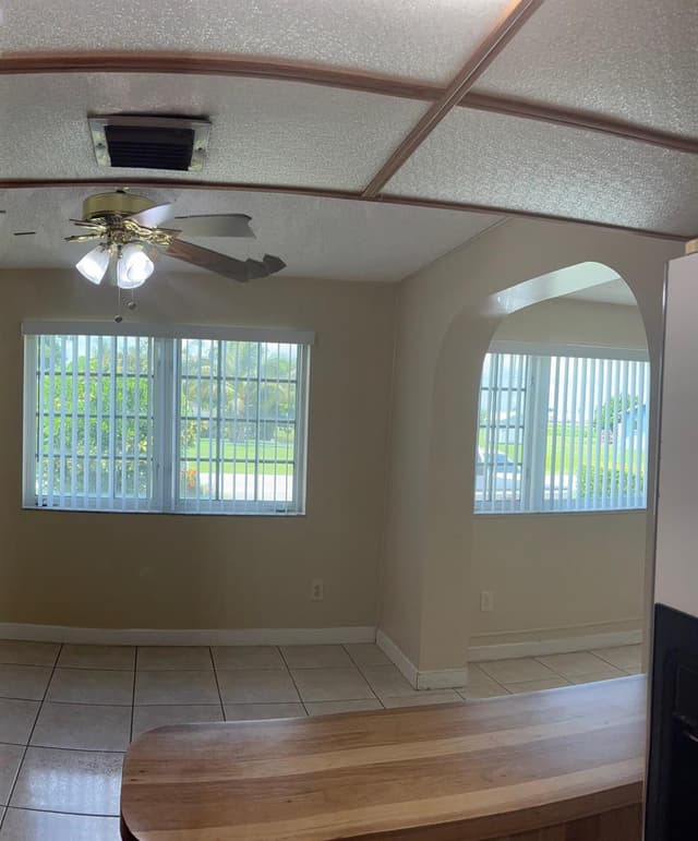 1117 NE 23RD Street, Belle Glade FL 33430 - Belle Glade, FL - Photo 6
